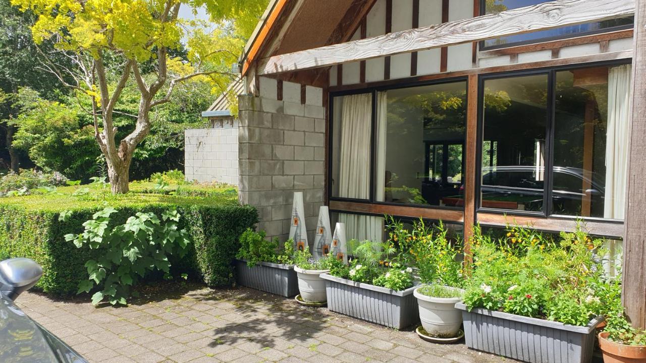 Beech Tree Lodge Охакуне Экстерьер фото